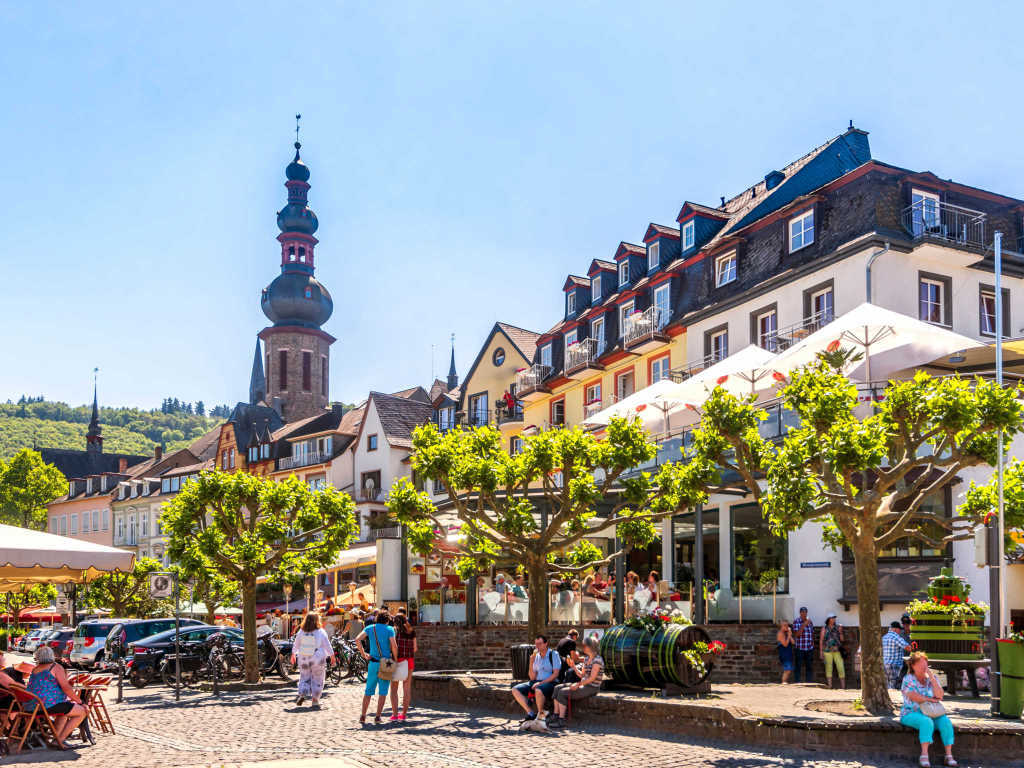 Marktplatz von Cochem - Moselurlaub in Ferienhaus Am Alten Stadttor, Rathausstraße 4, 56814 Ediger-Eller